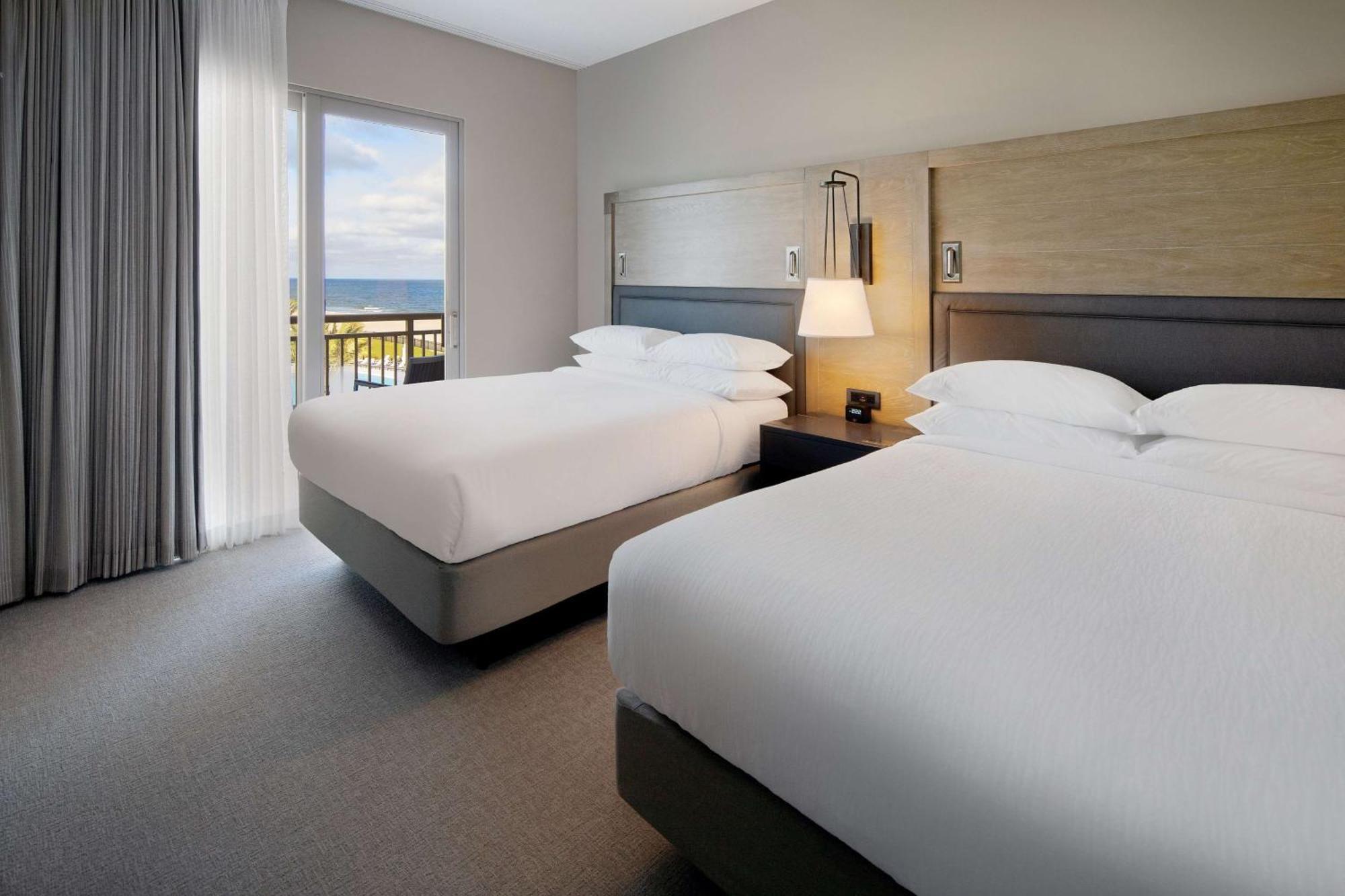 เอ็มบาสซี สวีท บาย ฮิลตัน เซนต์ออกัสติน บีช-โอเชียนฟรอนต์ รีสอร์ต Hotel ภายนอก รูปภาพ